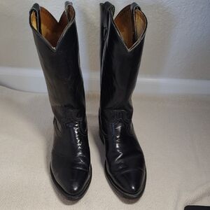 Sleek Black Western Boots
